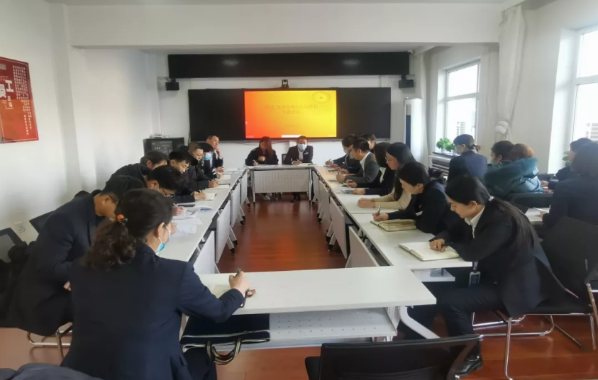 15vip太阳集团官网、温泉集团召开“两会”及元旦春节信访维稳专题会议