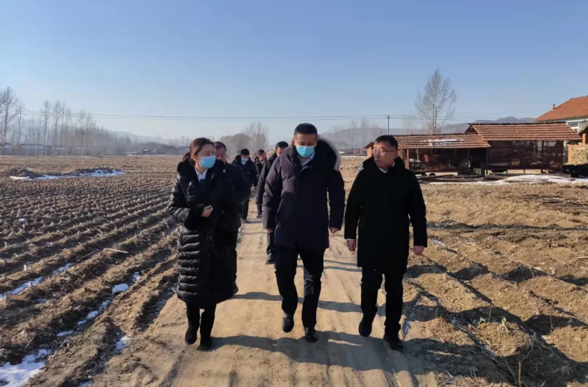 践行国企担当，助力乡村振兴--15vip太阳集团官网、温泉集团前往驻村工作队走访慰问