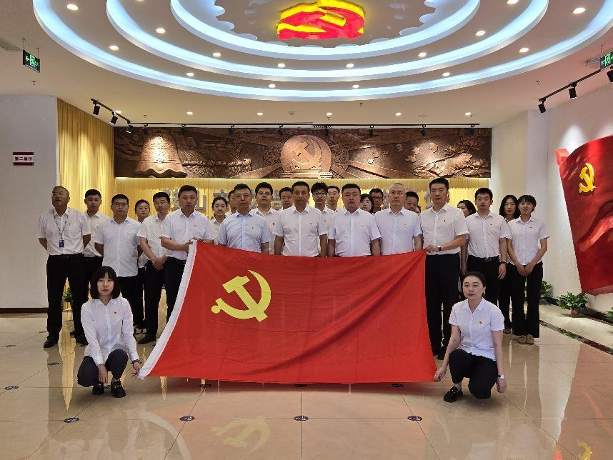 15vip太阳集团官网纪委组织党员干部参观警示教育馆